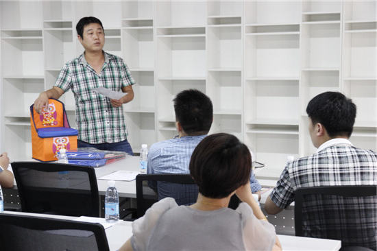 我团体举行供给商产物推介会